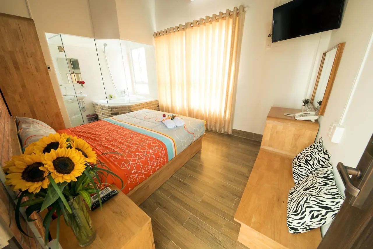 Ana\'S House contacts