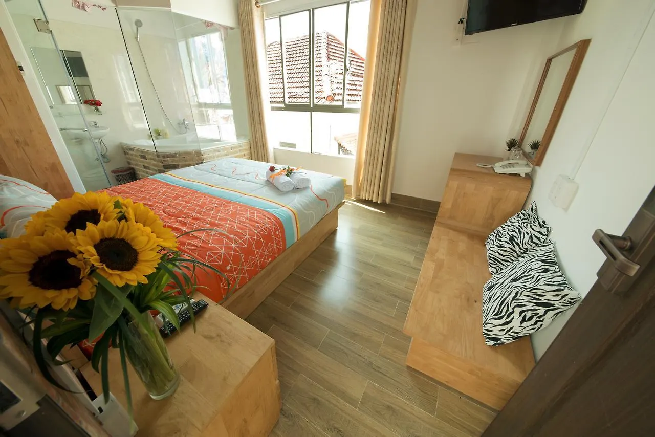 Ana'S House Hostel Nha Trang 0*,  Vietnam
